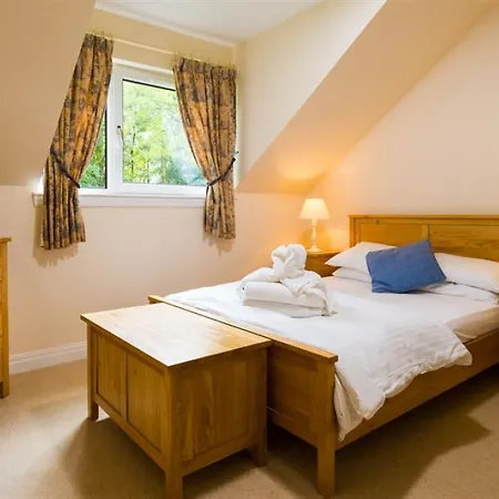 Troutbeck - Whitbarrow Village * Penruddock